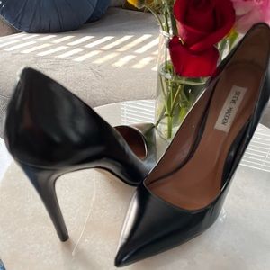 Steve Madden 100% leather stilettos